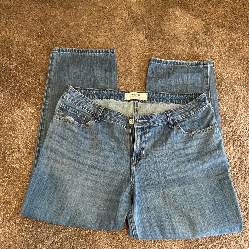 Hollister Low Rise Loose Flare Jeans 14S